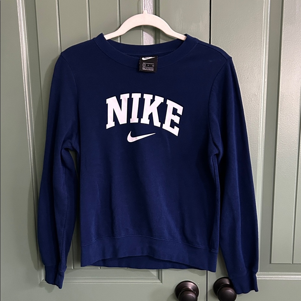 Nike sweatshirt